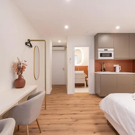 Asboth Boutique Suites, Location By Bqa * Budapest