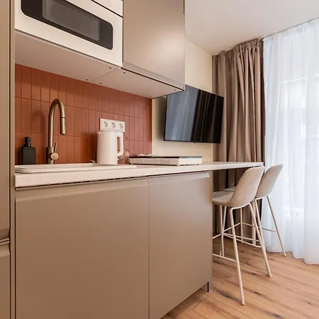 Asboth Boutique Suites, Location By Bqa