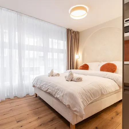 Asboth Boutique Suites, Location By Bqa Daire